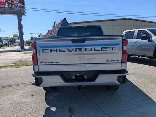 Sterling Gray Metallic 2023 Chevrolet Silverado 1500 Custom