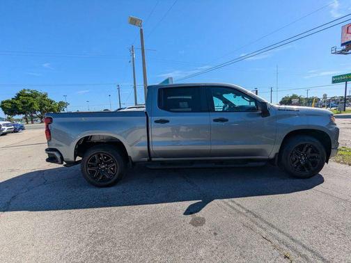 Sterling Gray Metallic 2023 Chevrolet Silverado 1500 Custom