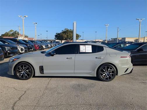 2023 Kia Stinger GT-Line