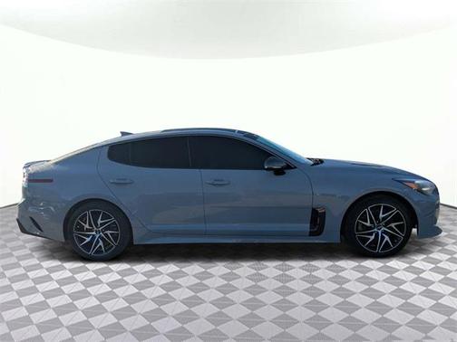 2023 Kia Stinger GT-Line