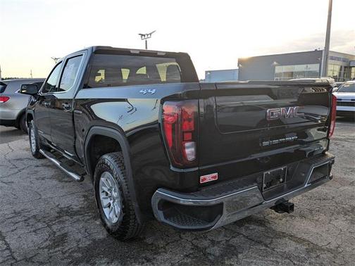 2022 GMC Sierra 1500 SLE