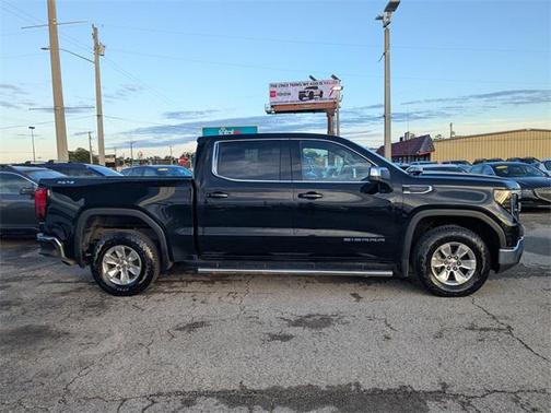 2022 GMC Sierra 1500 SLE