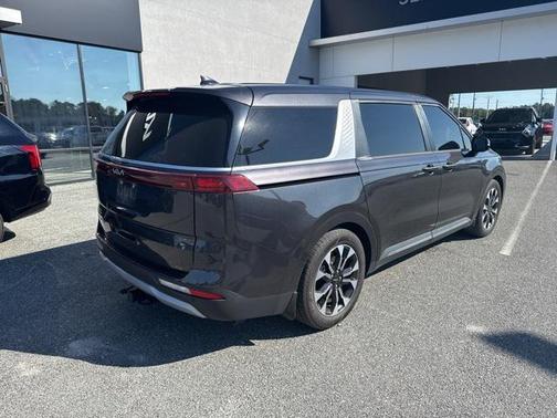 2022 Kia Carnival EX
