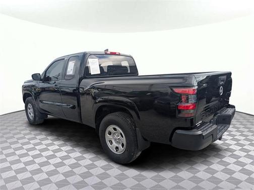2023 Nissan Frontier S