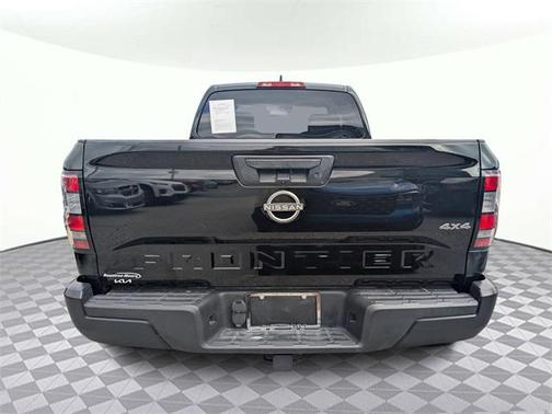 2023 Nissan Frontier S