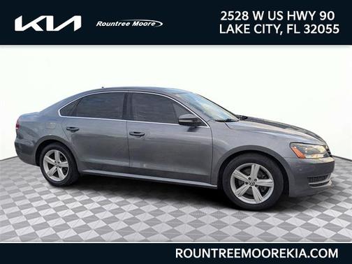 2013 Volkswagen Passat 2.5 SE