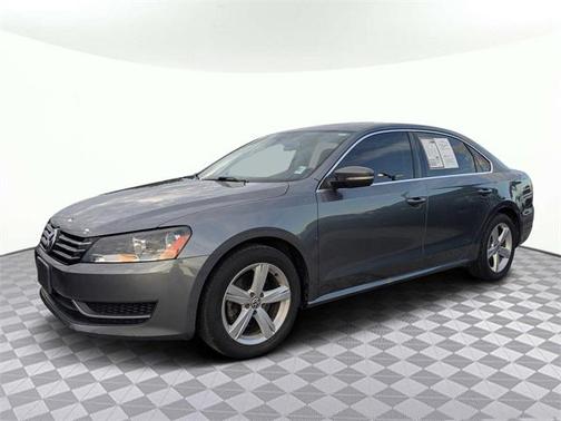 2013 Volkswagen Passat 2.5 SE