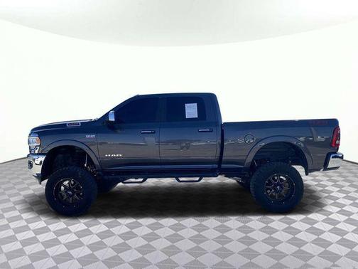 2022 RAM 2500 Laramie Crew Cab 4x4 6'4' Box