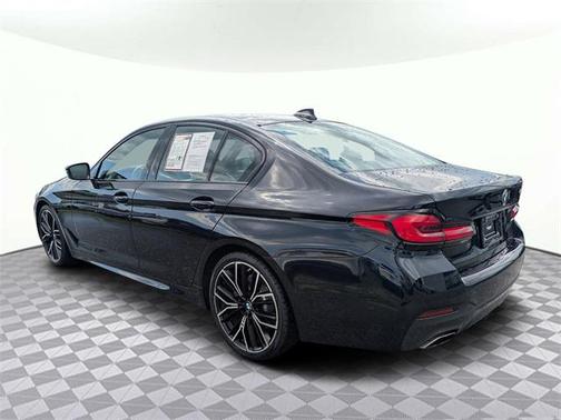 2022 BMW 530 i