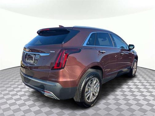2022 Cadillac XT5 Premium Luxury