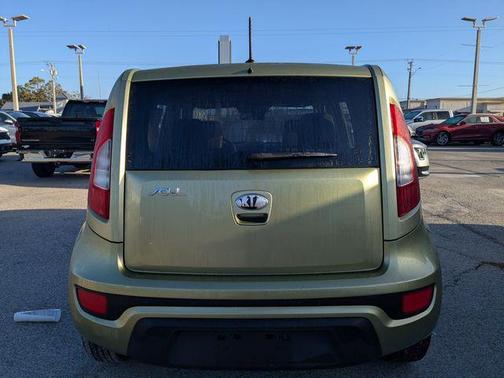 2013 Kia Soul Base