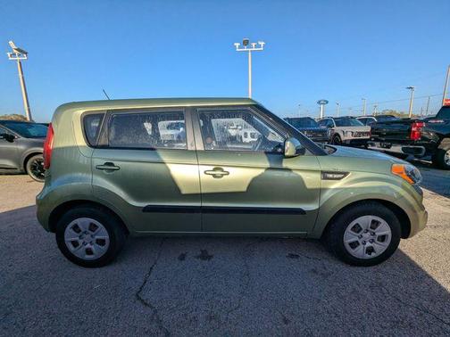 2013 Kia Soul Base