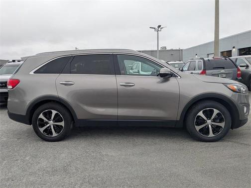 2016 Kia Sorento EX