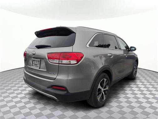 2016 Kia Sorento EX