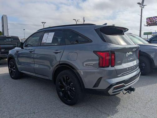 2022 Kia Sorento SX