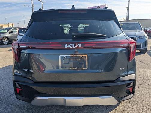 2024 Kia Seltos EX