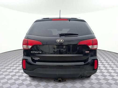 Ebony Black 2014 Kia Sorento LX