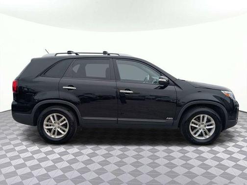 Ebony Black 2014 Kia Sorento LX