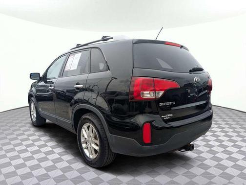 Ebony Black 2014 Kia Sorento LX
