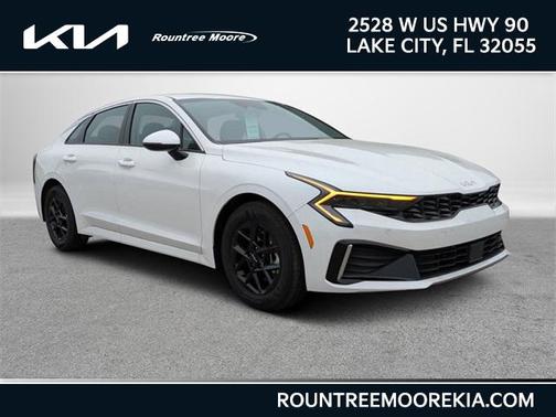 2025 Kia K5 LXS