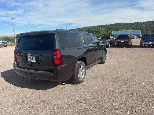 2016 Chevrolet Suburban LT