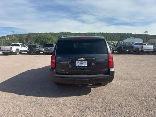 2016 Chevrolet Suburban LT