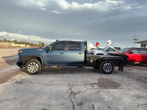 2025 Chevrolet Silverado 2500 Custom
