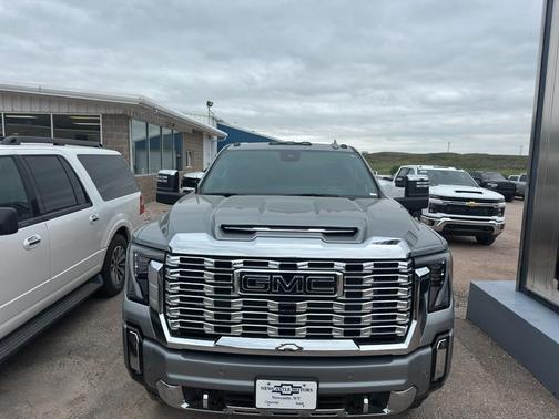 2025 GMC Sierra 3500 Denali
