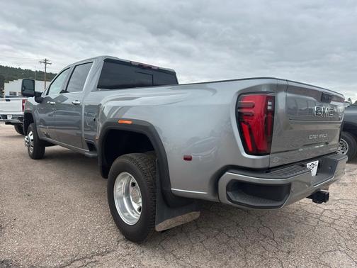 2025 GMC Sierra 3500 Denali