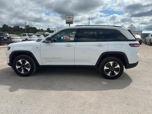 2023 Jeep Grand Cherokee 4xe Base