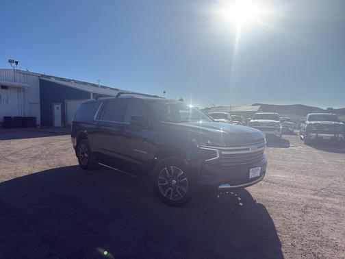 2022 Chevrolet Suburban LT