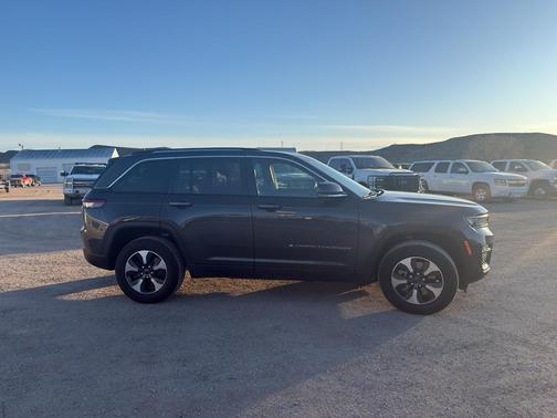 2023 Jeep Grand Cherokee 4xe Base