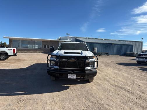 2025 Chevrolet Silverado 3500 LT