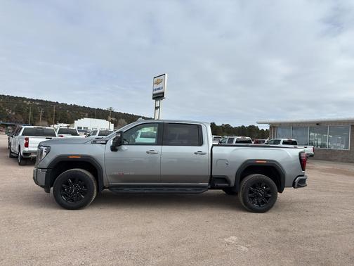 2025 GMC Sierra 2500 AT4