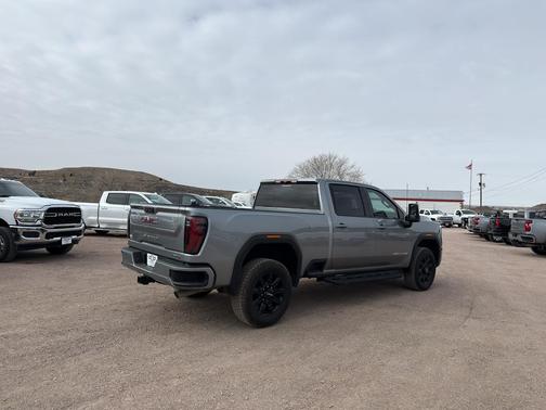 2025 GMC Sierra 2500 AT4
