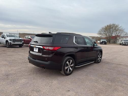 2021 Chevrolet Traverse LT Leather