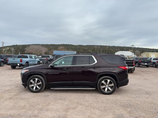 2021 Chevrolet Traverse LT Leather