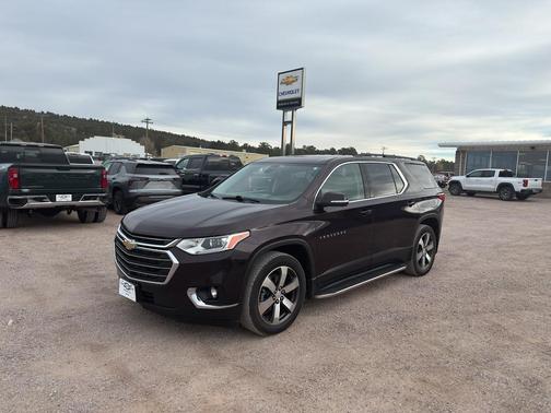 2021 Chevrolet Traverse LT Leather