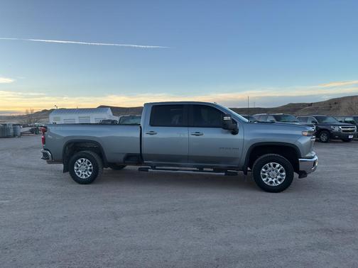 2024 Chevrolet Silverado 3500 LT
