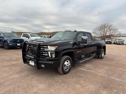 2022 Chevrolet Silverado 3500 High Country