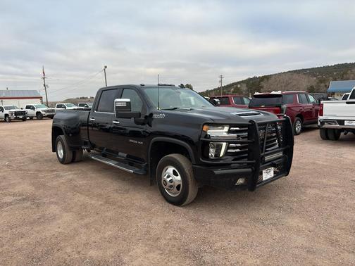 2022 Chevrolet Silverado 3500 High Country