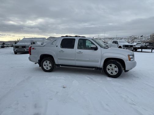 2013 Chevrolet Avalanche LT