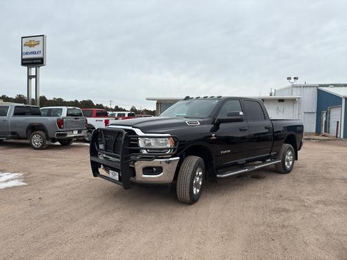 2022 RAM 2500 Big Horn Crew Cab 4x4 6'4' Box