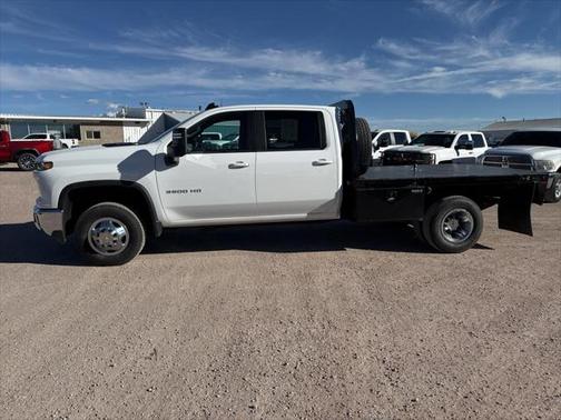 2024 Chevrolet Silverado 3500 LT