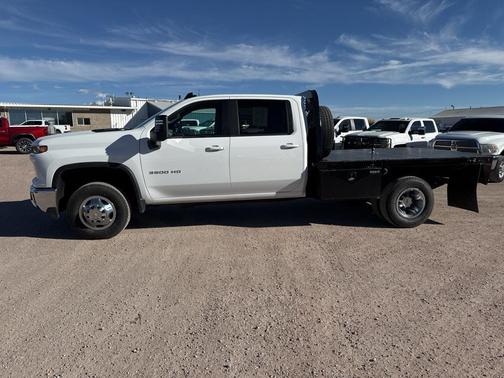 2024 Chevrolet Silverado 3500 LT