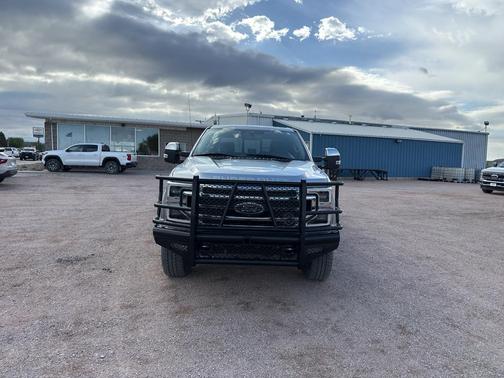 Iconic Silver Metallic 2021 Ford F-350 Lariat