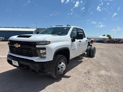 2025 Chevrolet Silverado 3500 WT