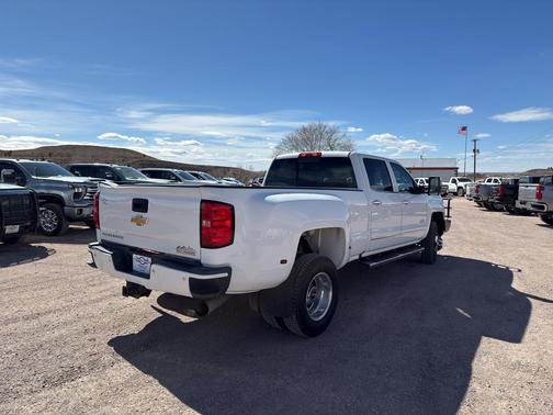 2015 Chevrolet Silverado 3500 High Country