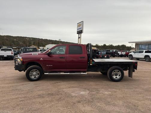 2019 RAM 3500 Tradesman Crew Cab 4x4 8' Box