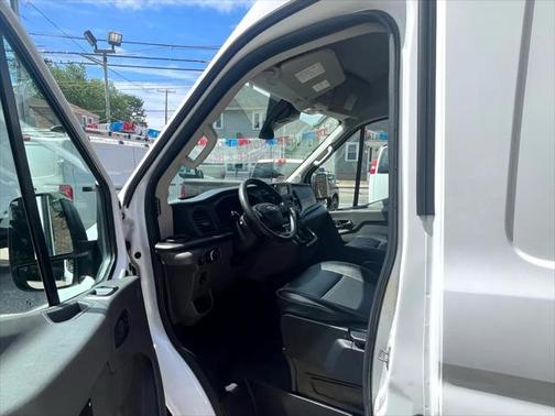 2021 Ford Transit-250 Base